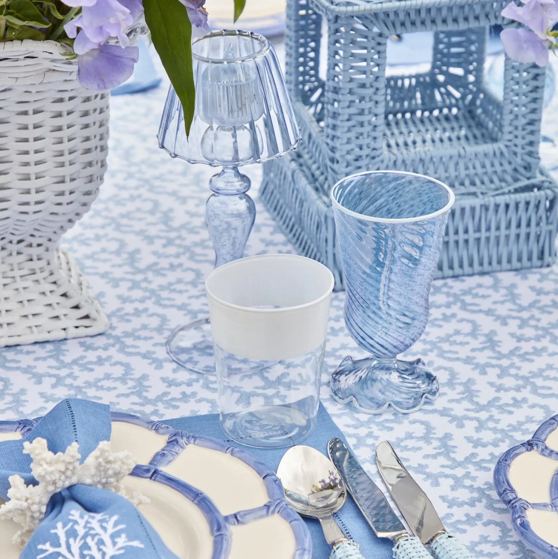 Blue And White Rim Frilled Glasses (Set Of 4)