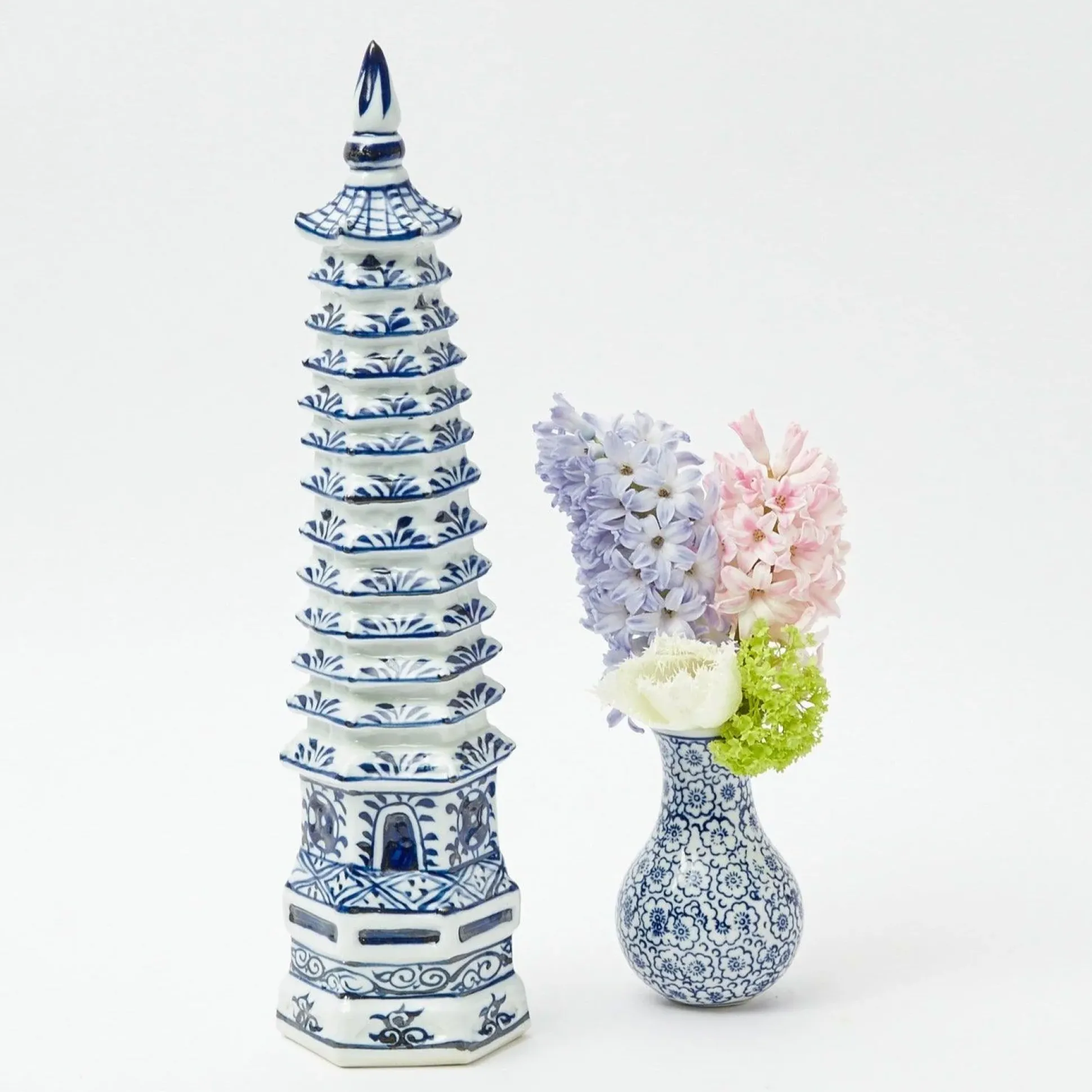 Chinoiserie Porcelain Pagoda