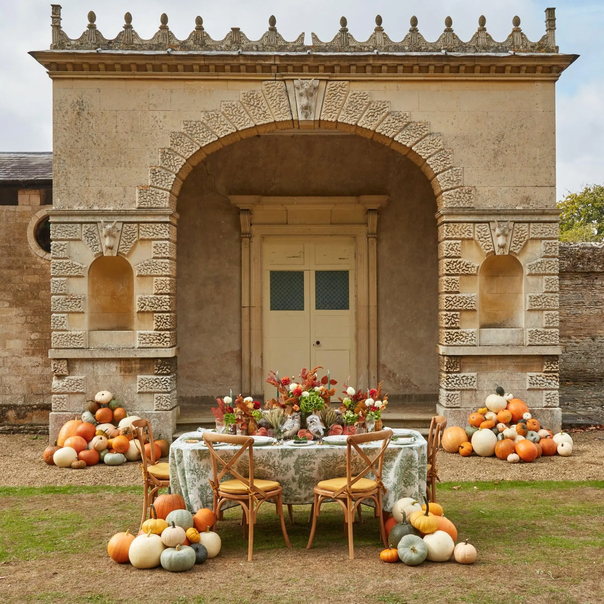 Chloe Toile Tablecloth