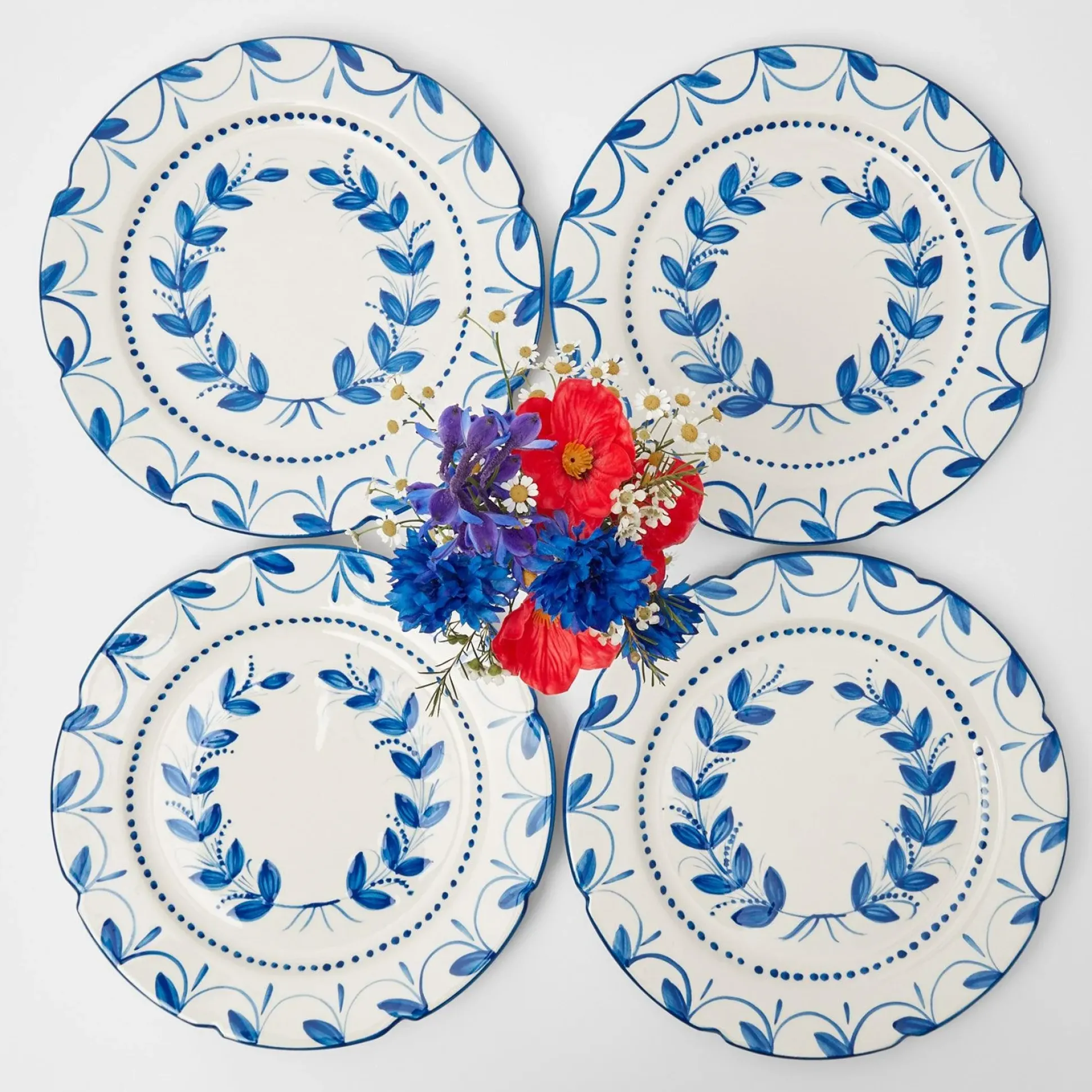 Elizabeth Garland Dinner Plates (Set Of 4)