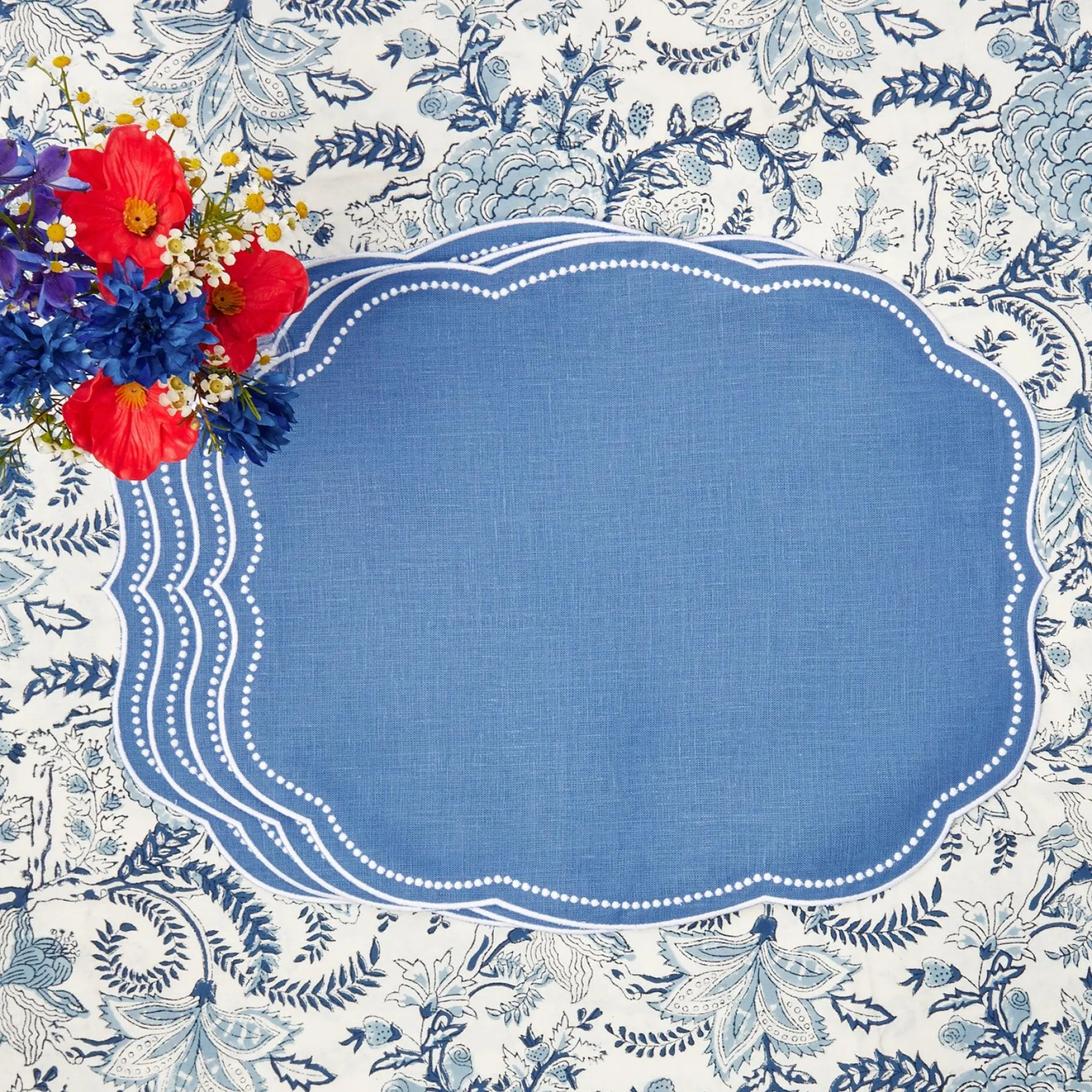 Eloise Blue Placemats & Coronation Napkins (Set Of 4)
