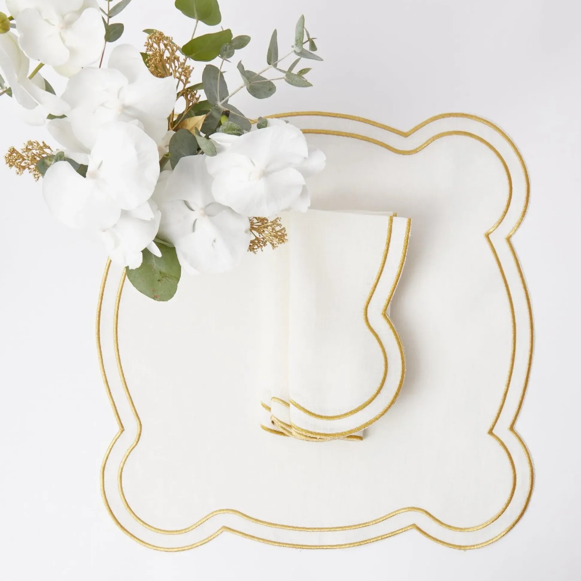 Eloise Gold Napkins (Set Of 4)