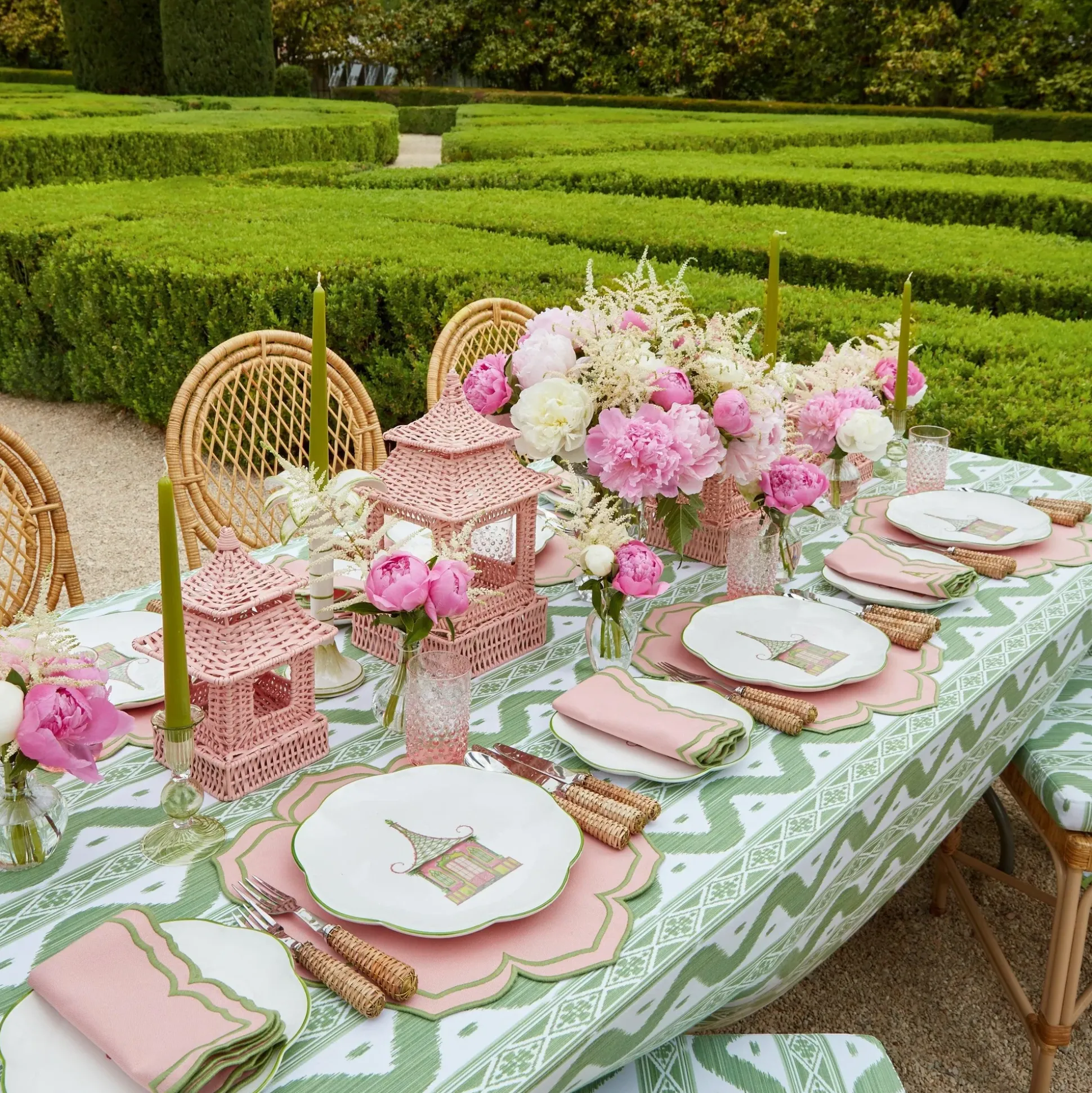 Fleur Pink Placemats & Napkins (Set Of 4)