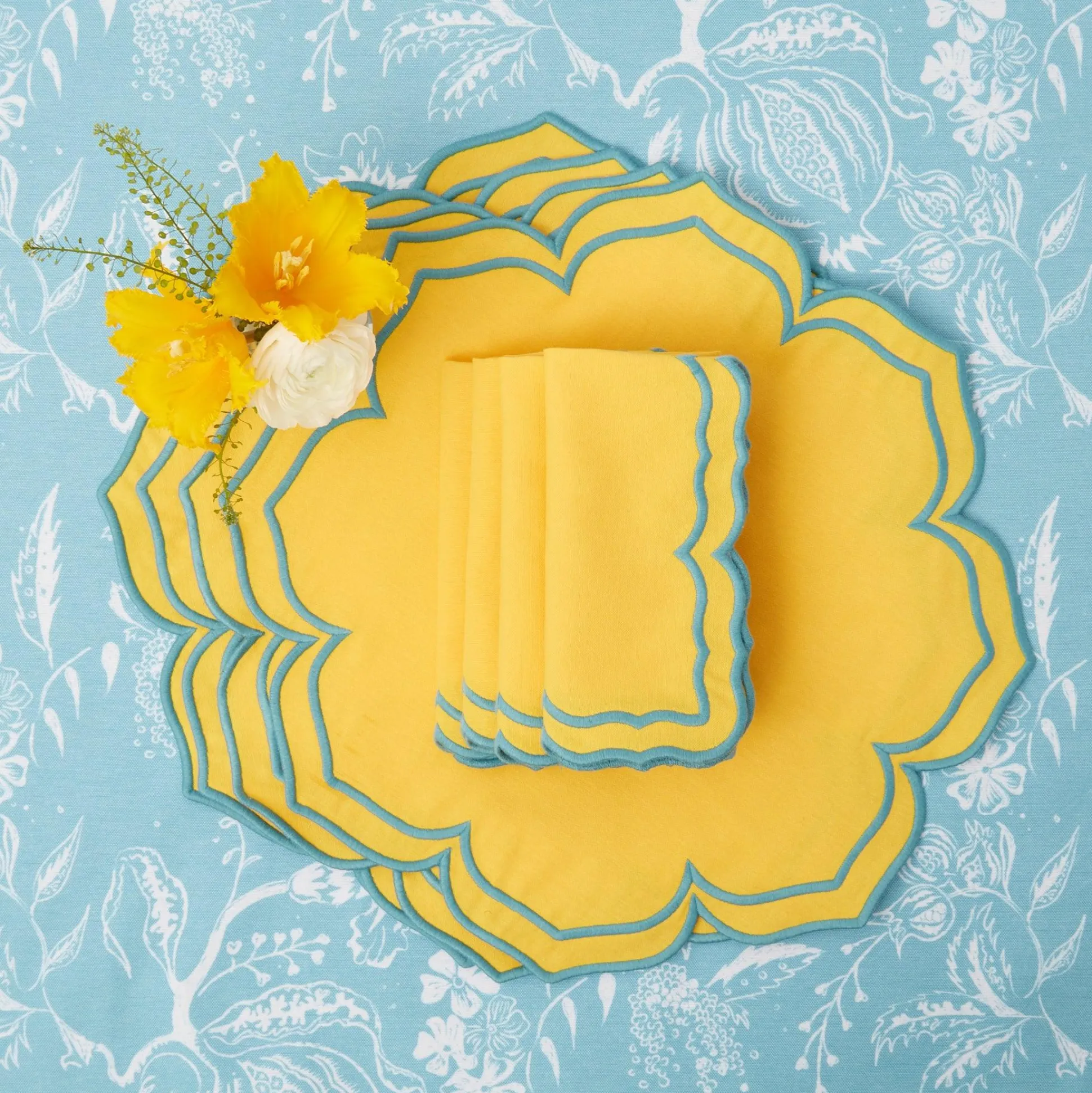 Fleur Yellow Placemats & Napkins (Set Of 4)