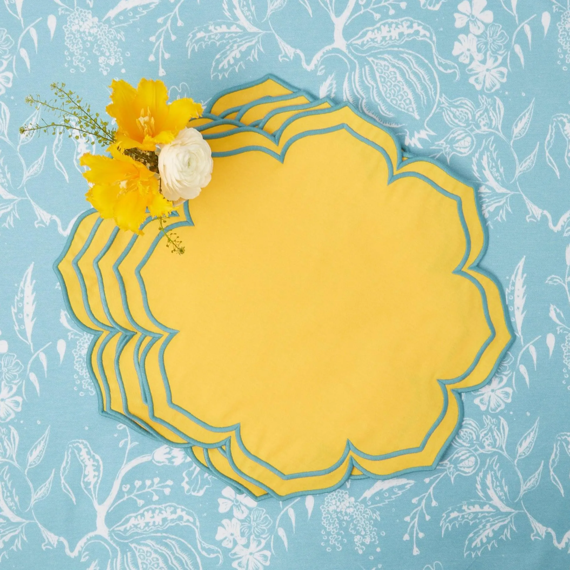 Fleur Yellow Placemats & Napkins (Set Of 4)