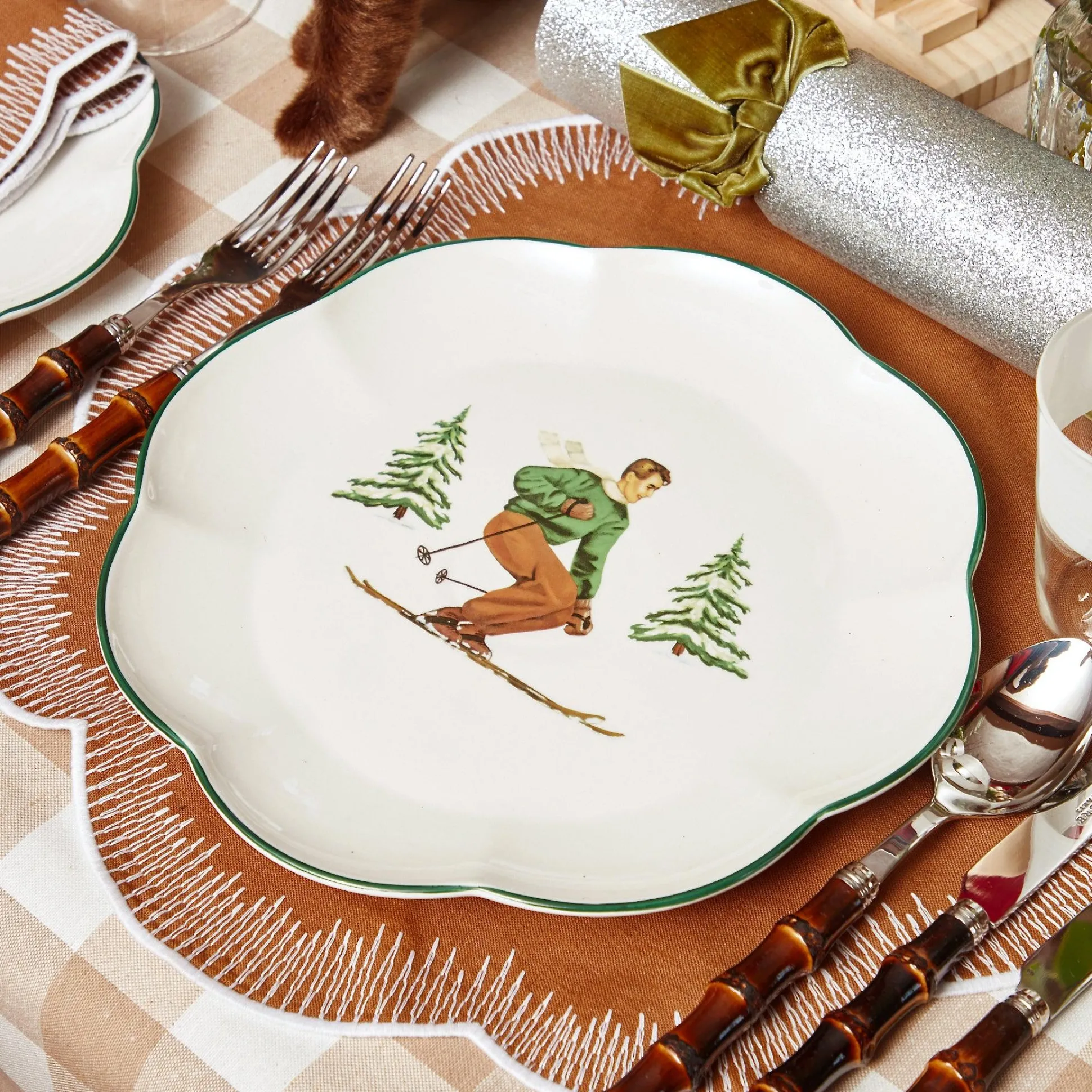 Heidi & Hans Skier Dinner Plate (Set Of 4)