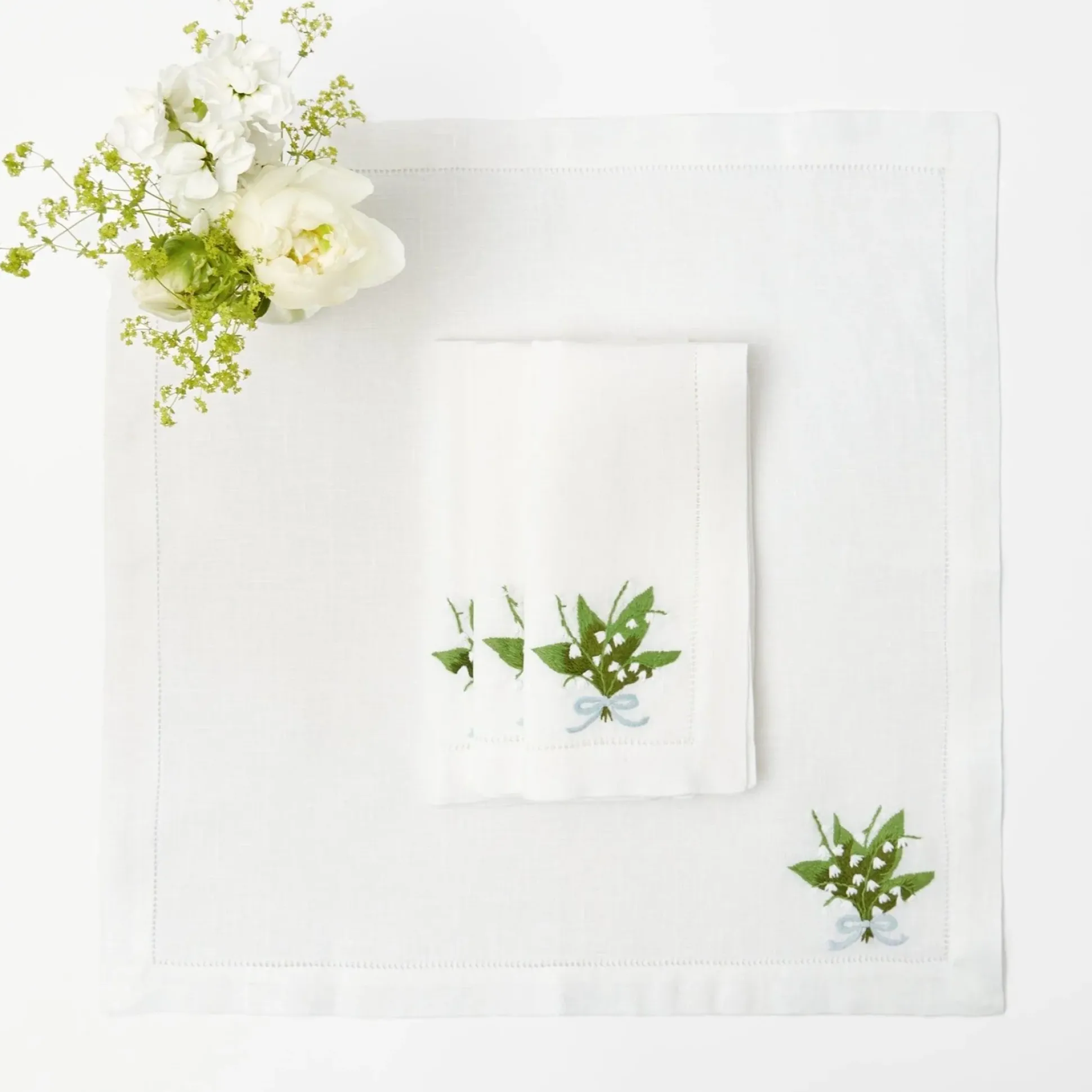 Lily Of The Valley White Linen Napkins (Set Of 4)