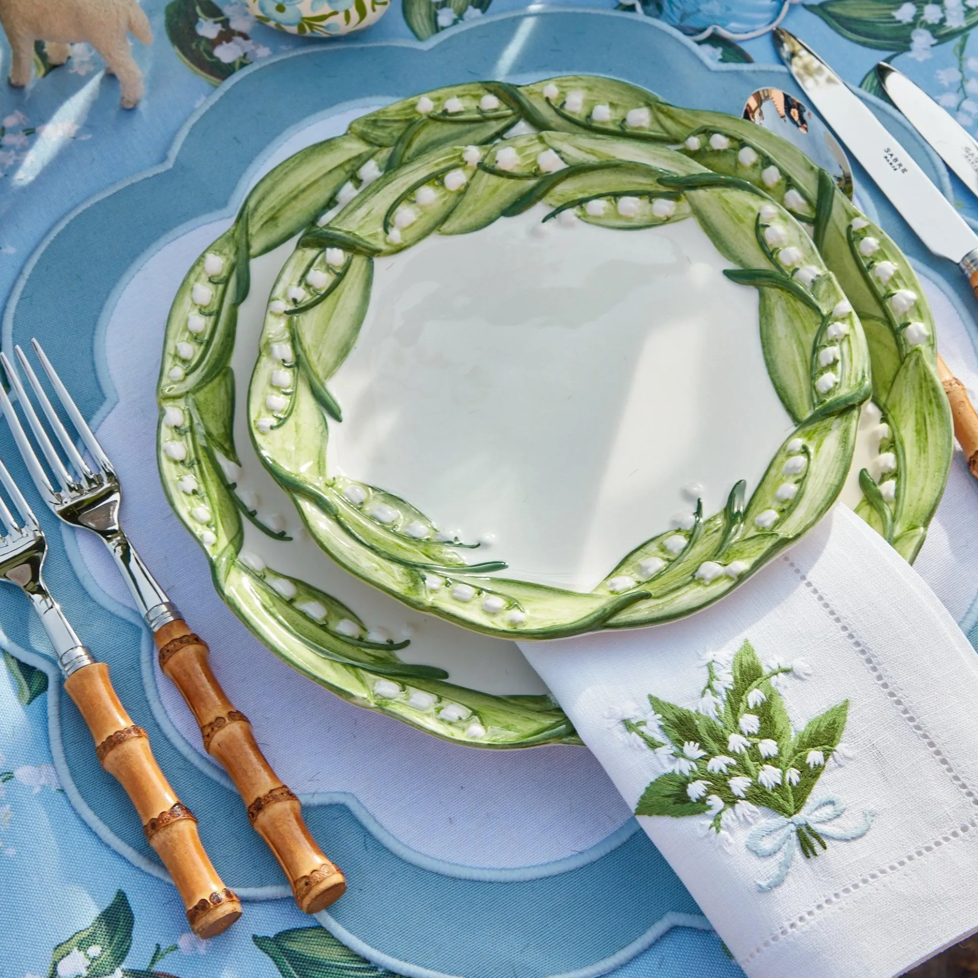 Lily Of The Valley White Linen Napkins (Set Of 4)