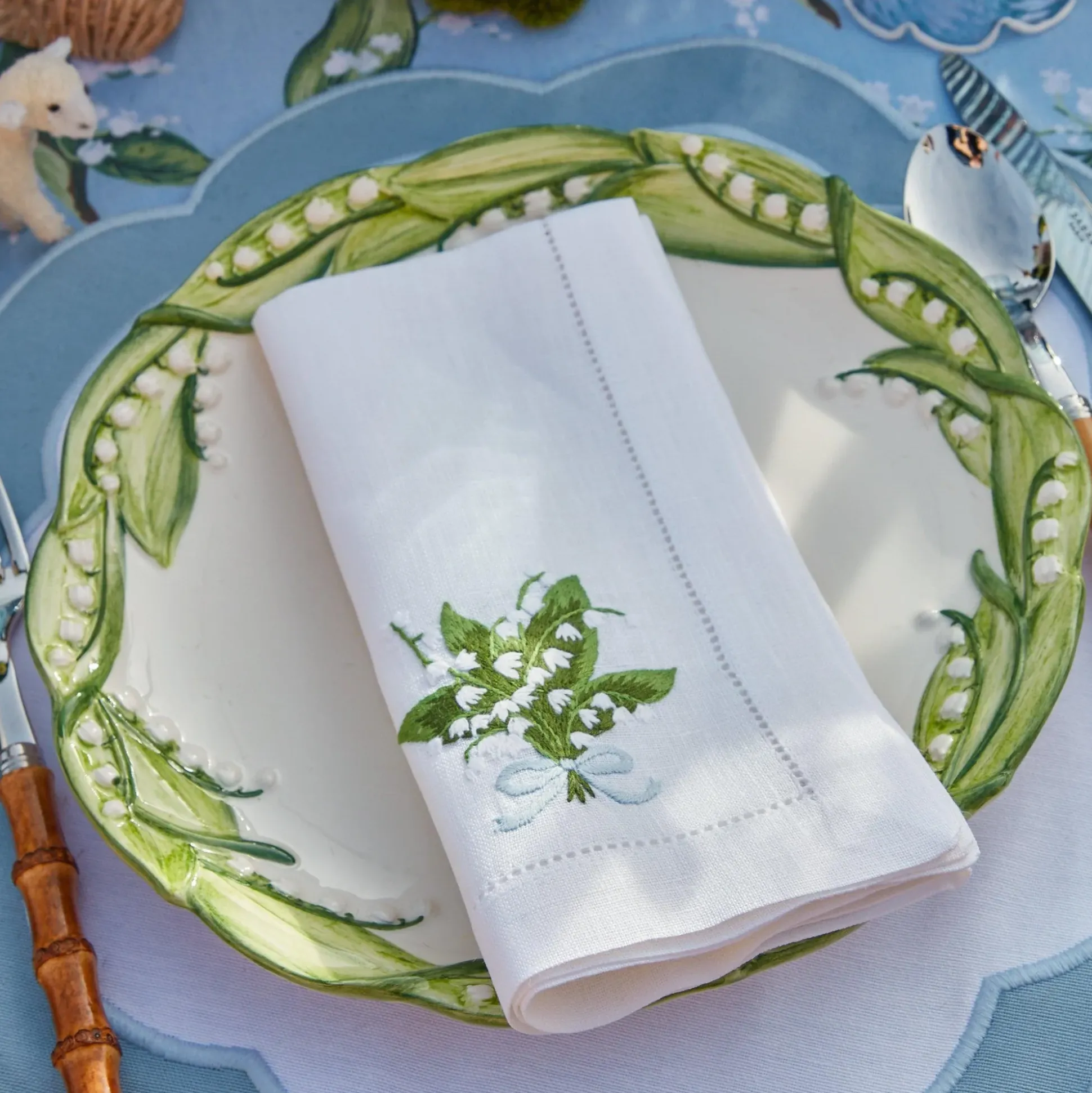 Lily Of The Valley White Linen Napkins (Set Of 4)