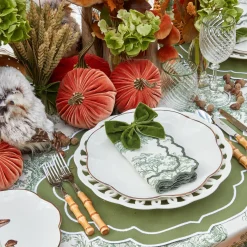 Olive Rim Swirl Glassware Set