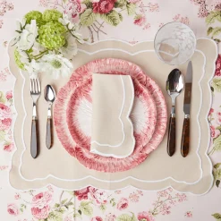 Pink Capri Lettuce Dinner Plate (Set Of 4)