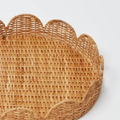Round Rattan Scalloped Tray
