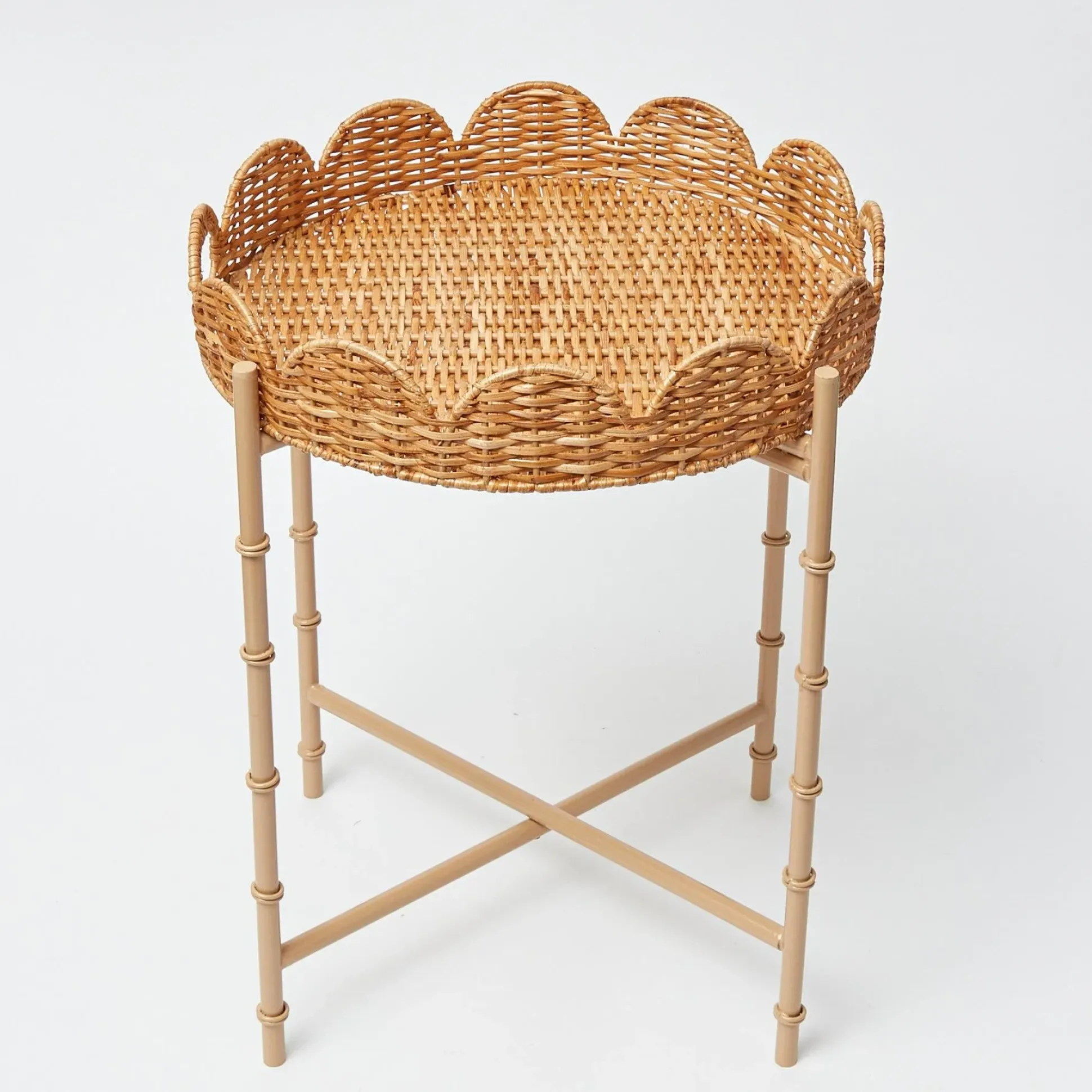 Round Scalloped Rattan Tray With Stand