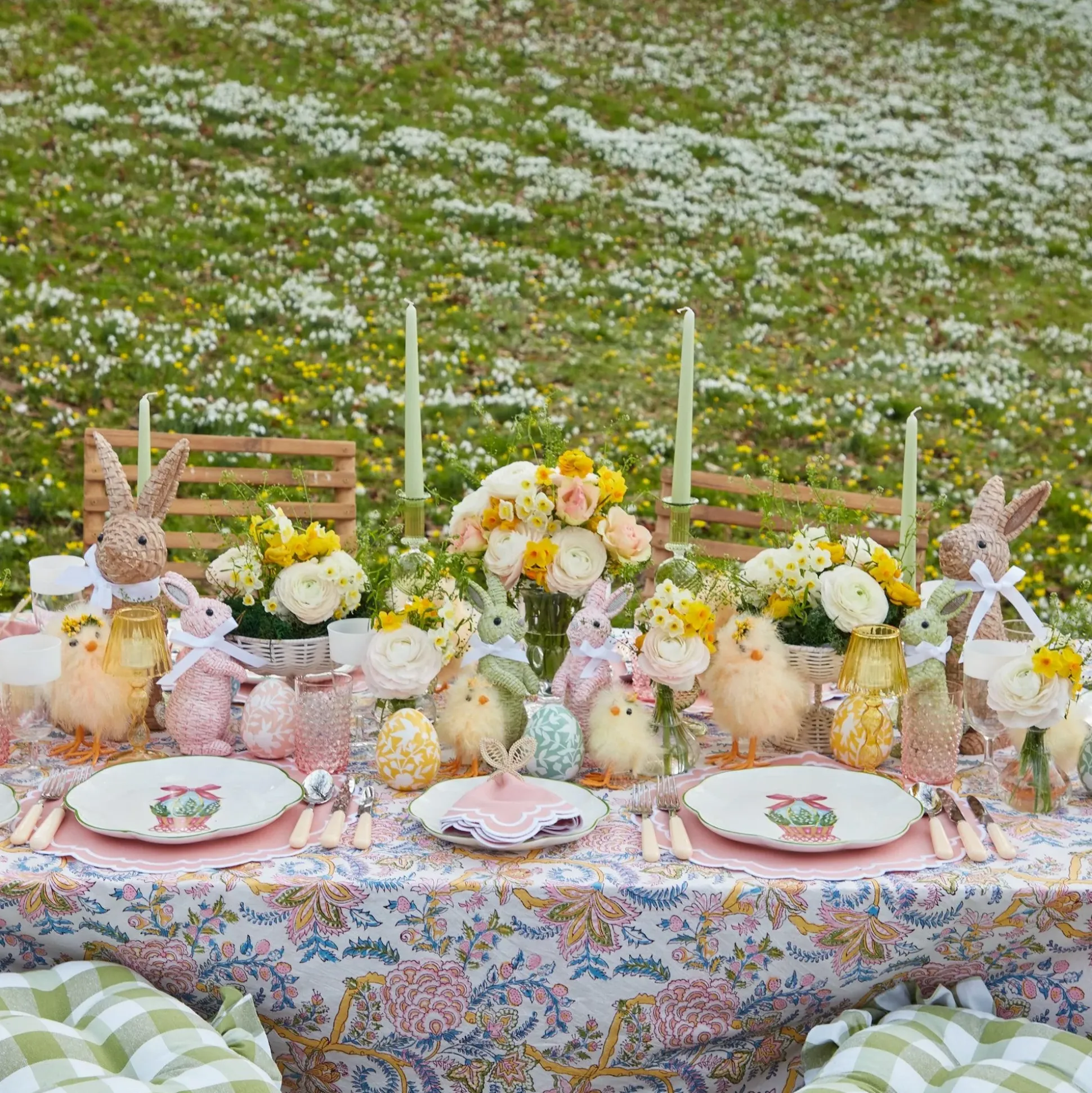 Scalloped Easter Dinner & Starter Plate (Set Of 8)