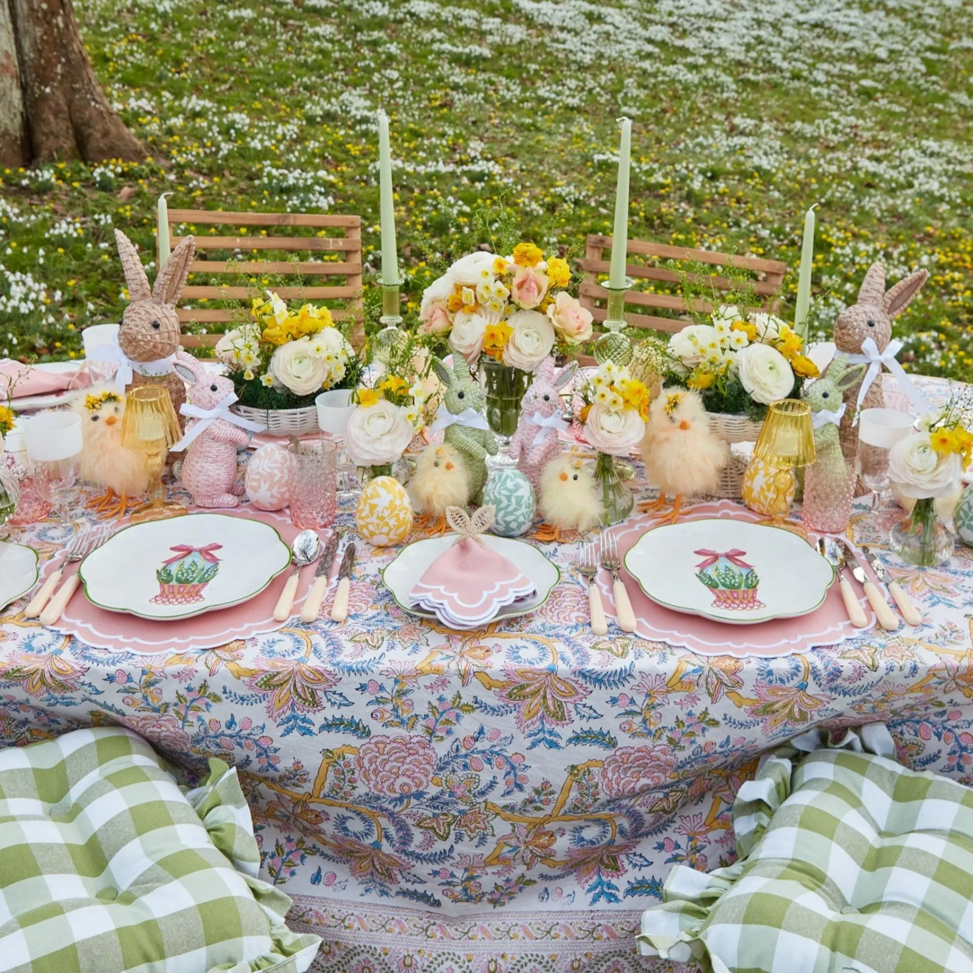 Scalloped Easter Dinner & Starter Plate (Set Of 8)