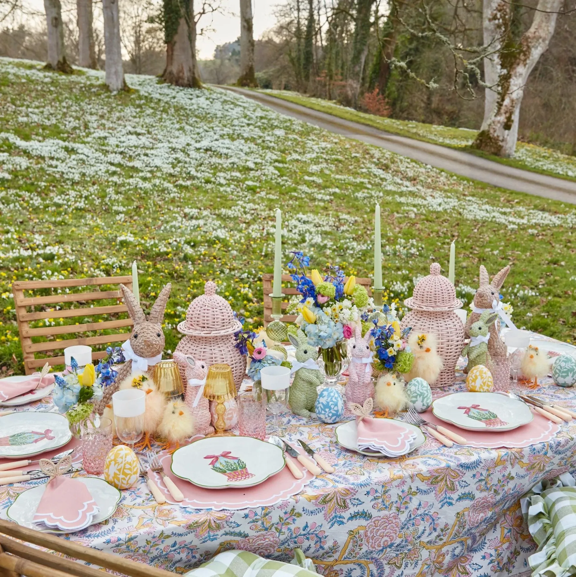 Scalloped Easter Dinner Plate (Set Of 4)