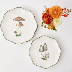 Scalloped Mushroom Starter Plate (Grey)