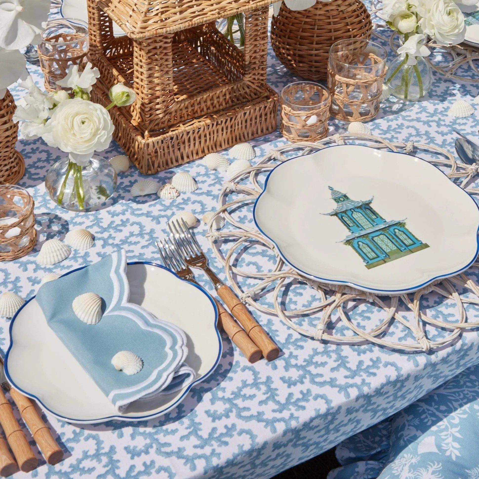 Scalloped Pagoda Dinner Plate (Set Of 4)