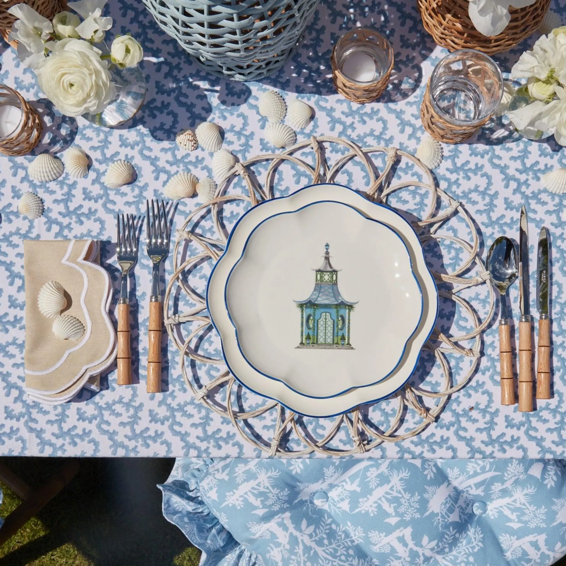 Scalloped Pagoda Starter Plate (Set Of 4)