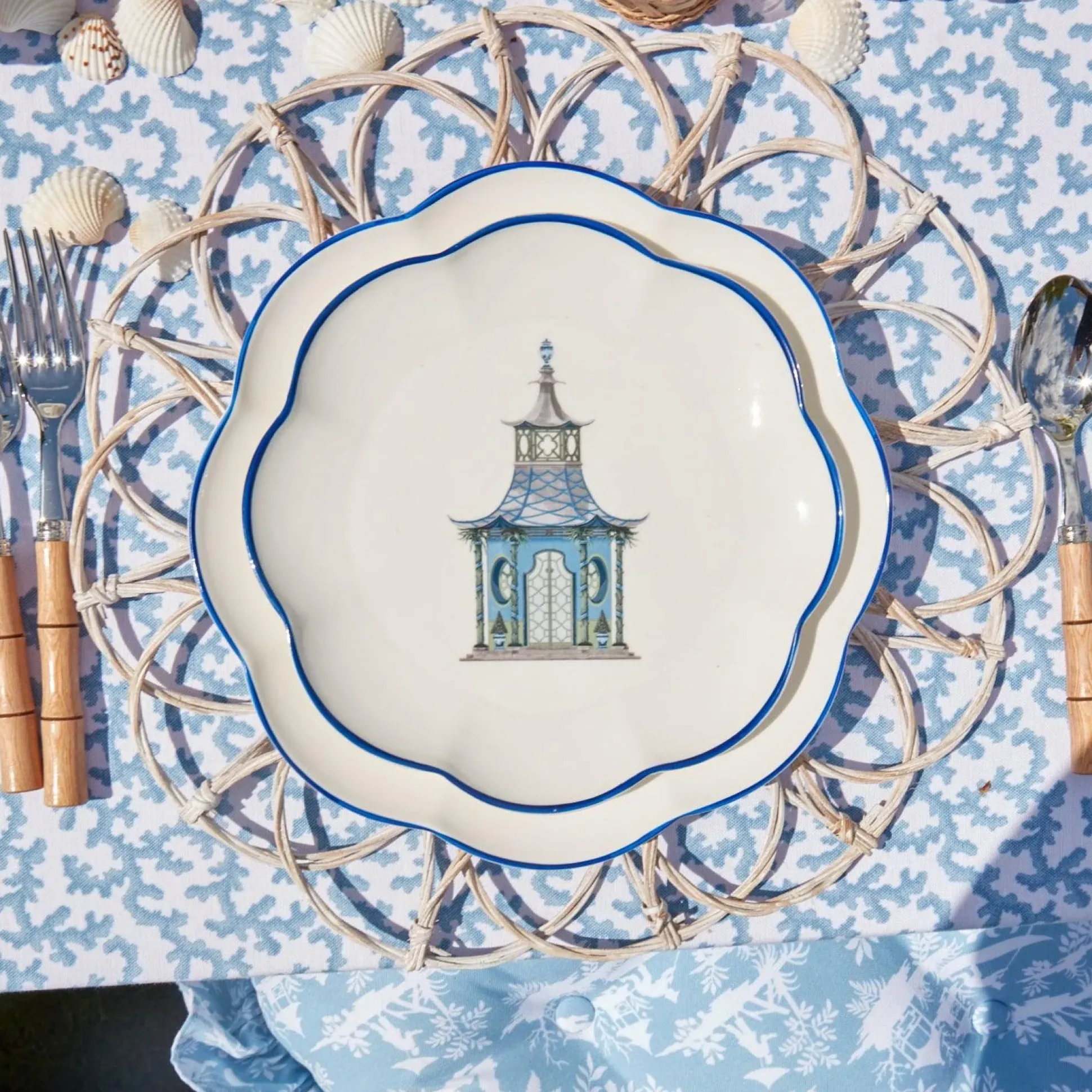 Scalloped Pagoda Starter Plate (Set Of 4)