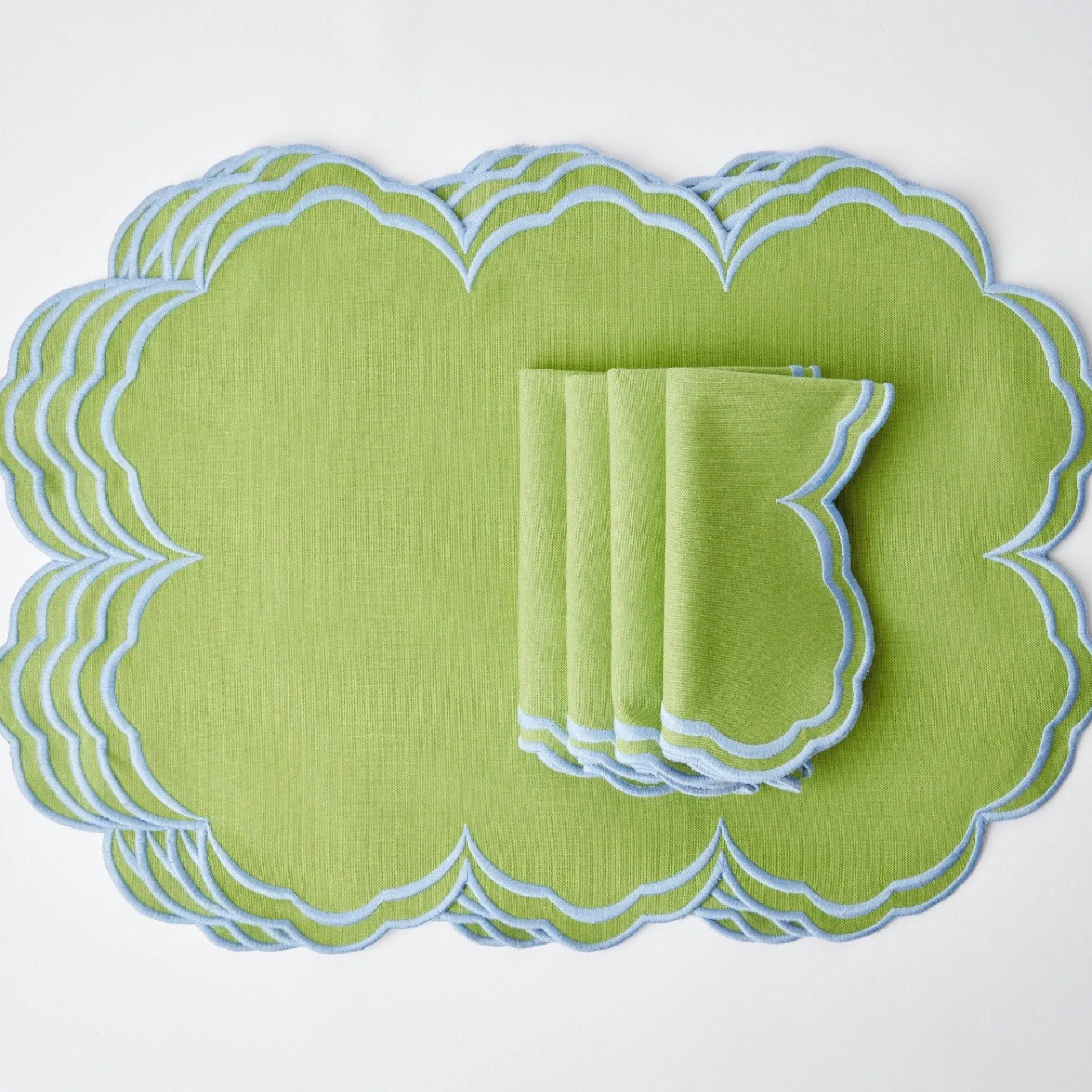 Serena Apple Green With Blue Placemats (Set Of 4)
