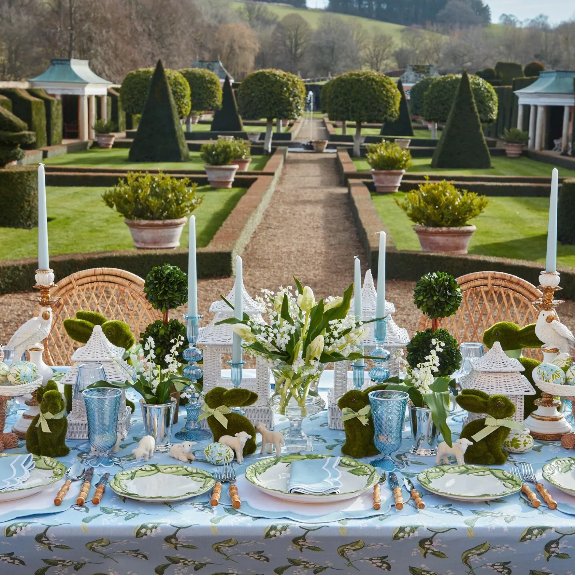 Serena Applique Blue Napkins (Set Of 4)