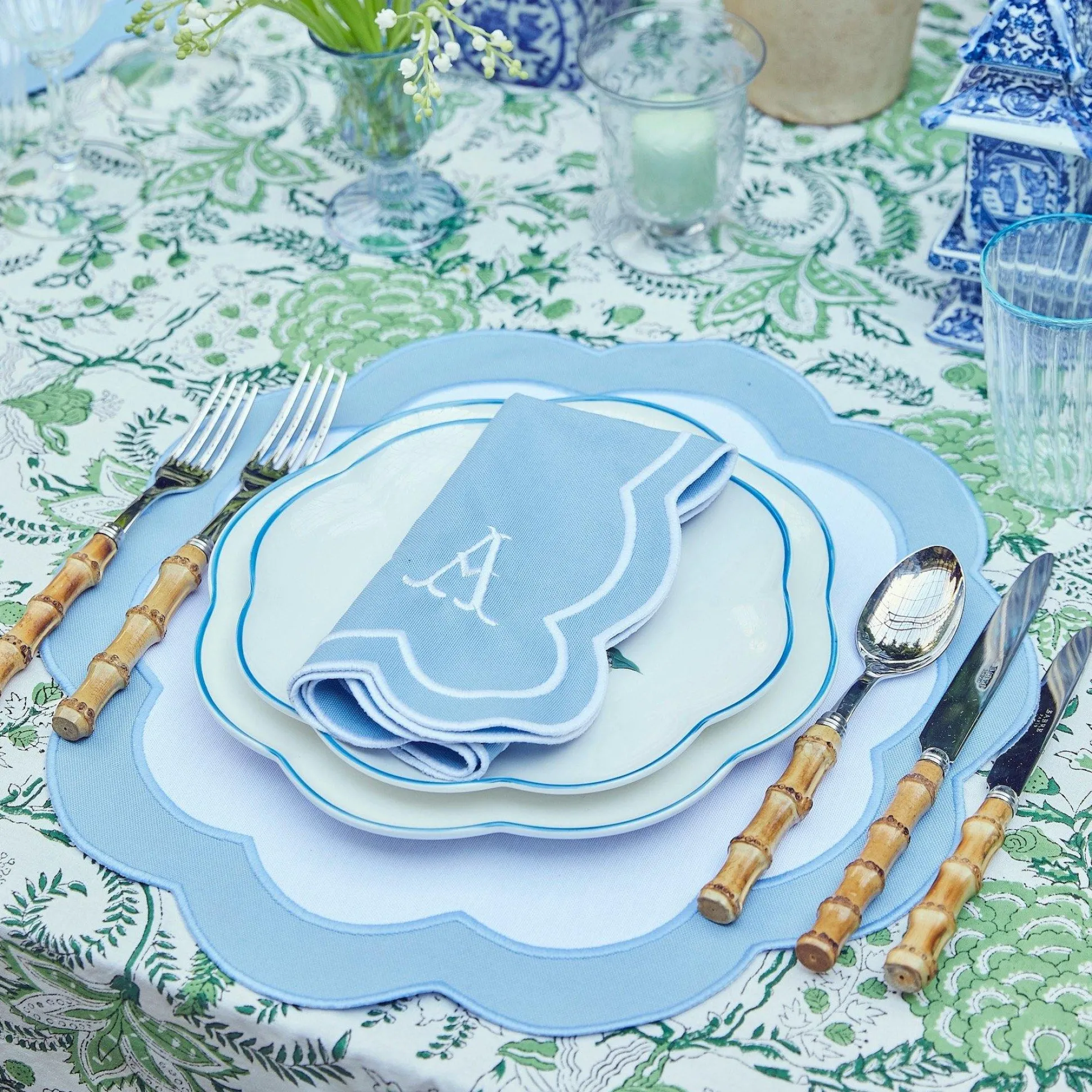 Serena Applique Blue Napkins (Set Of 4)