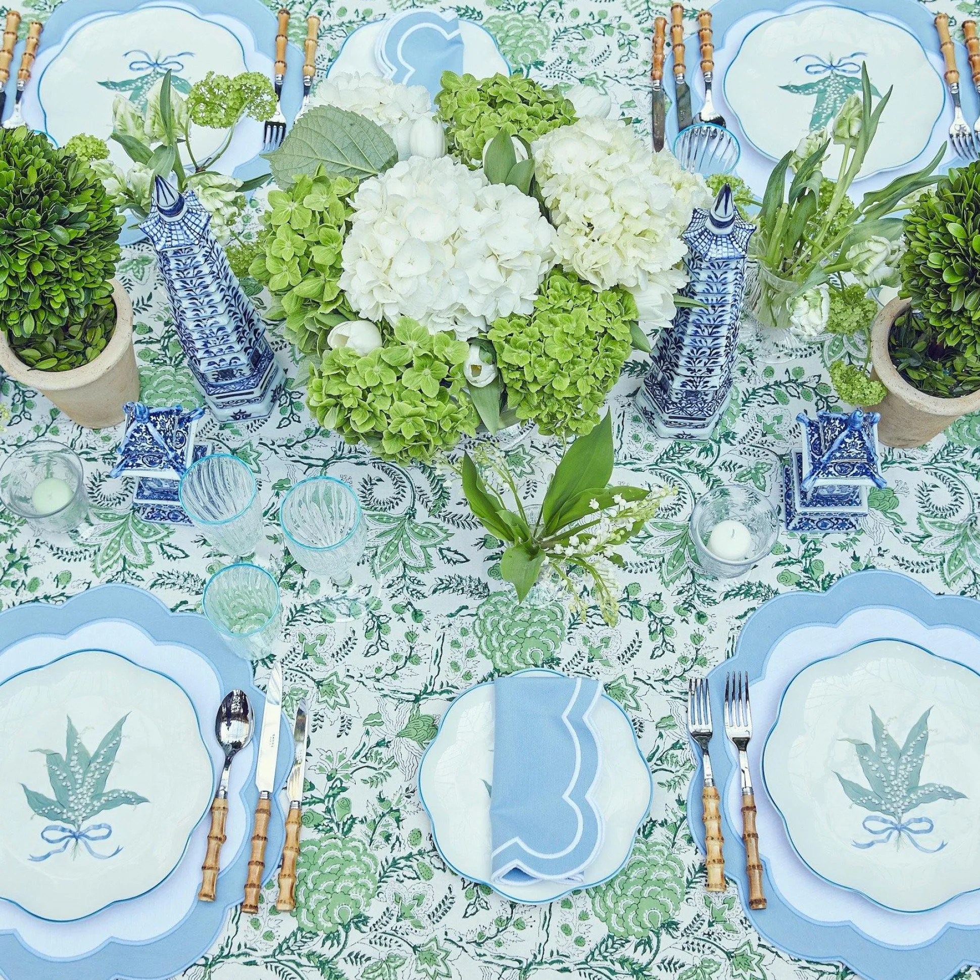 Serena Applique Blue Placemats (Set Of 4)