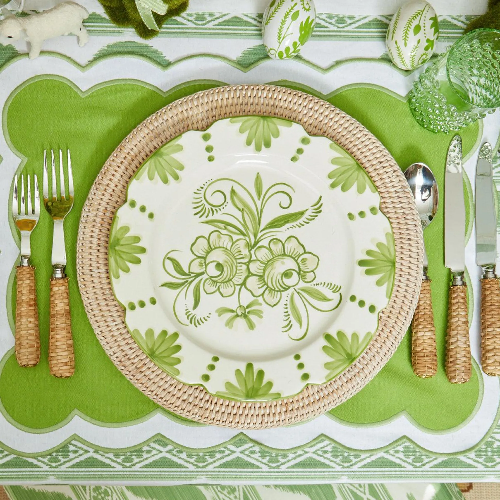 Serena Applique Green Placemats & Napkins (Set Of 4)