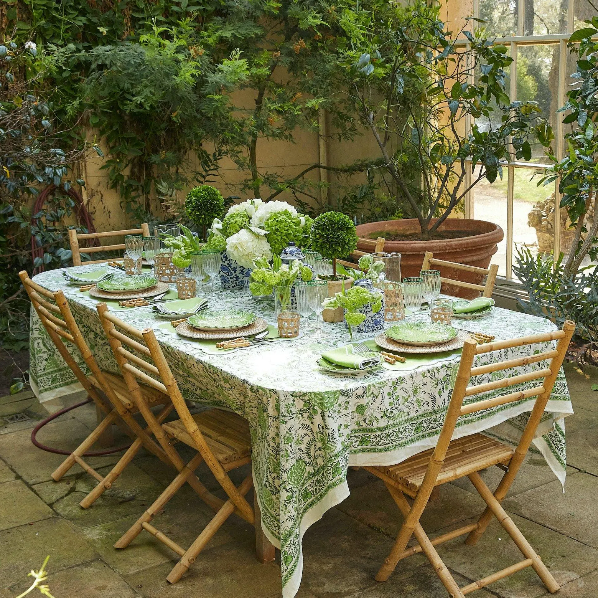 Serena Green Tablecloth