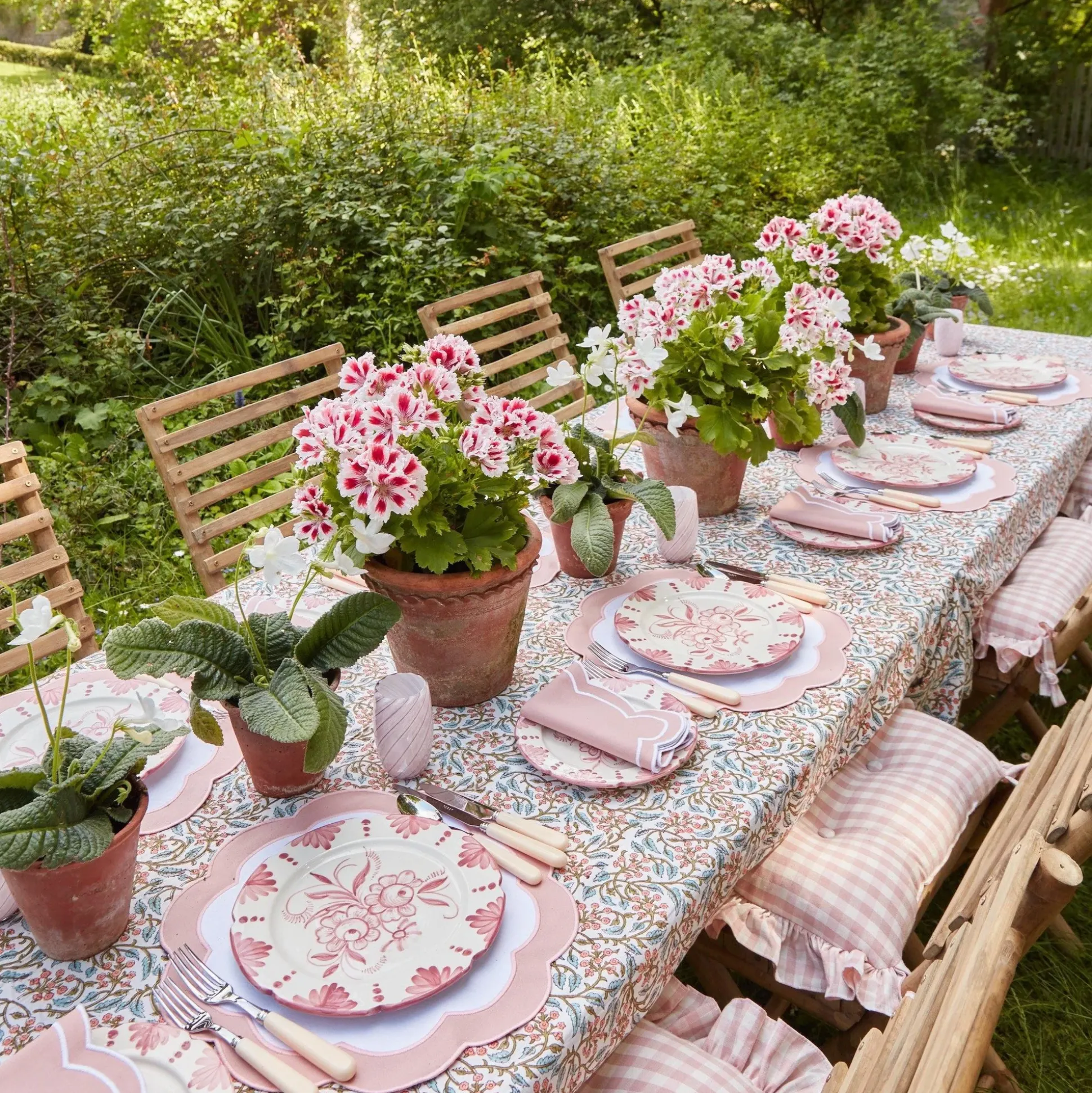 Seville Pink Gardenia Starter Plate (Set Of 4)