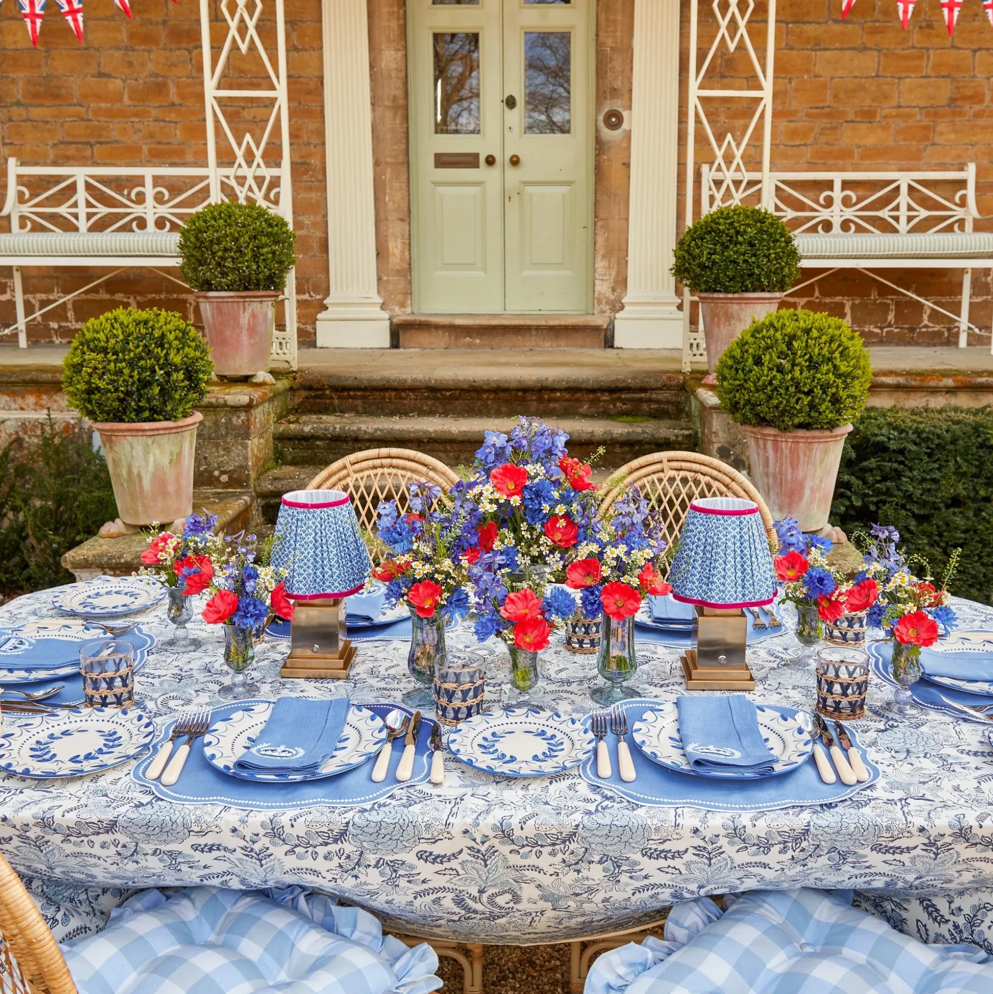 Small Blue Fluted Vase (Set Of 3)