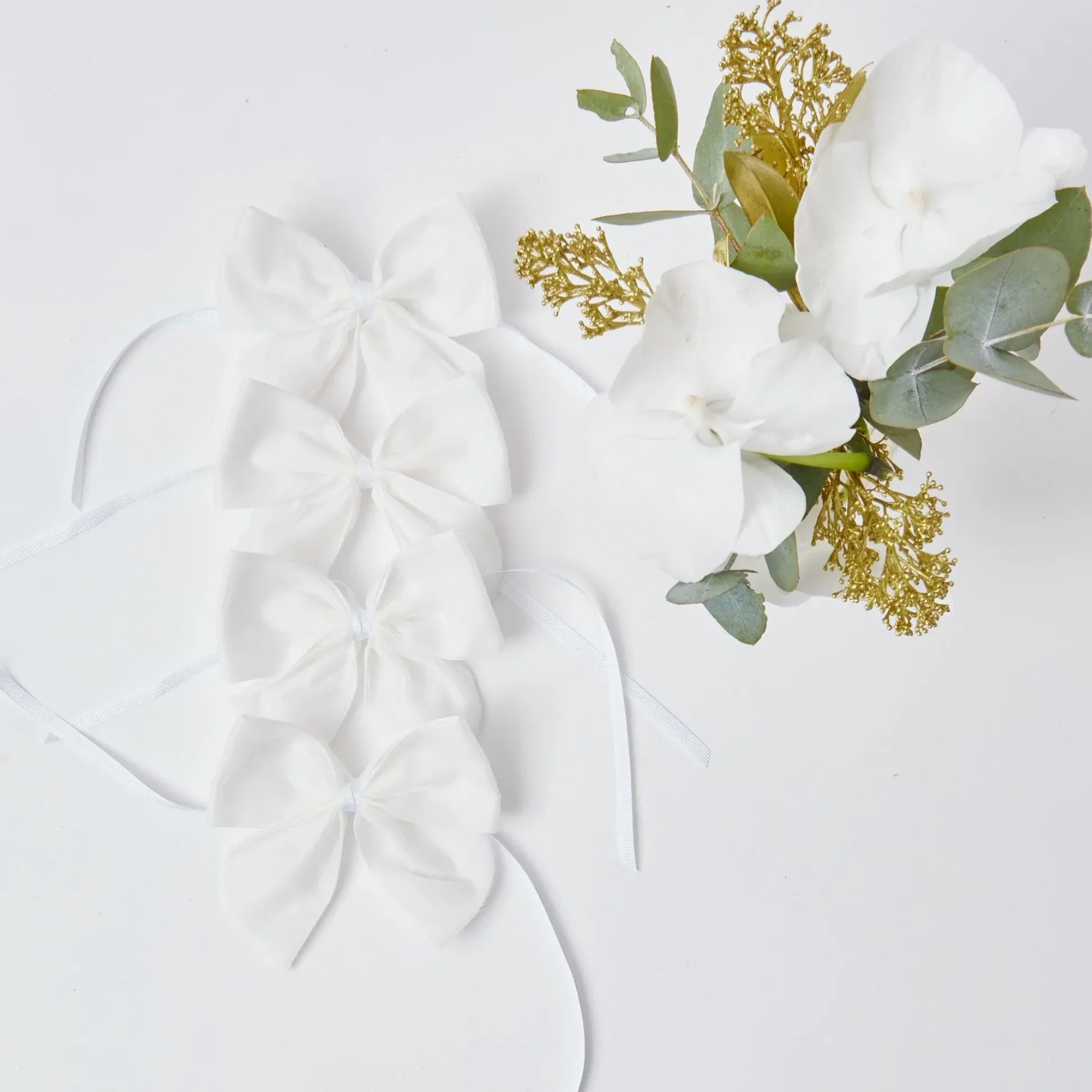 Snow White Velvet Napkin Bows (Set Of 4)