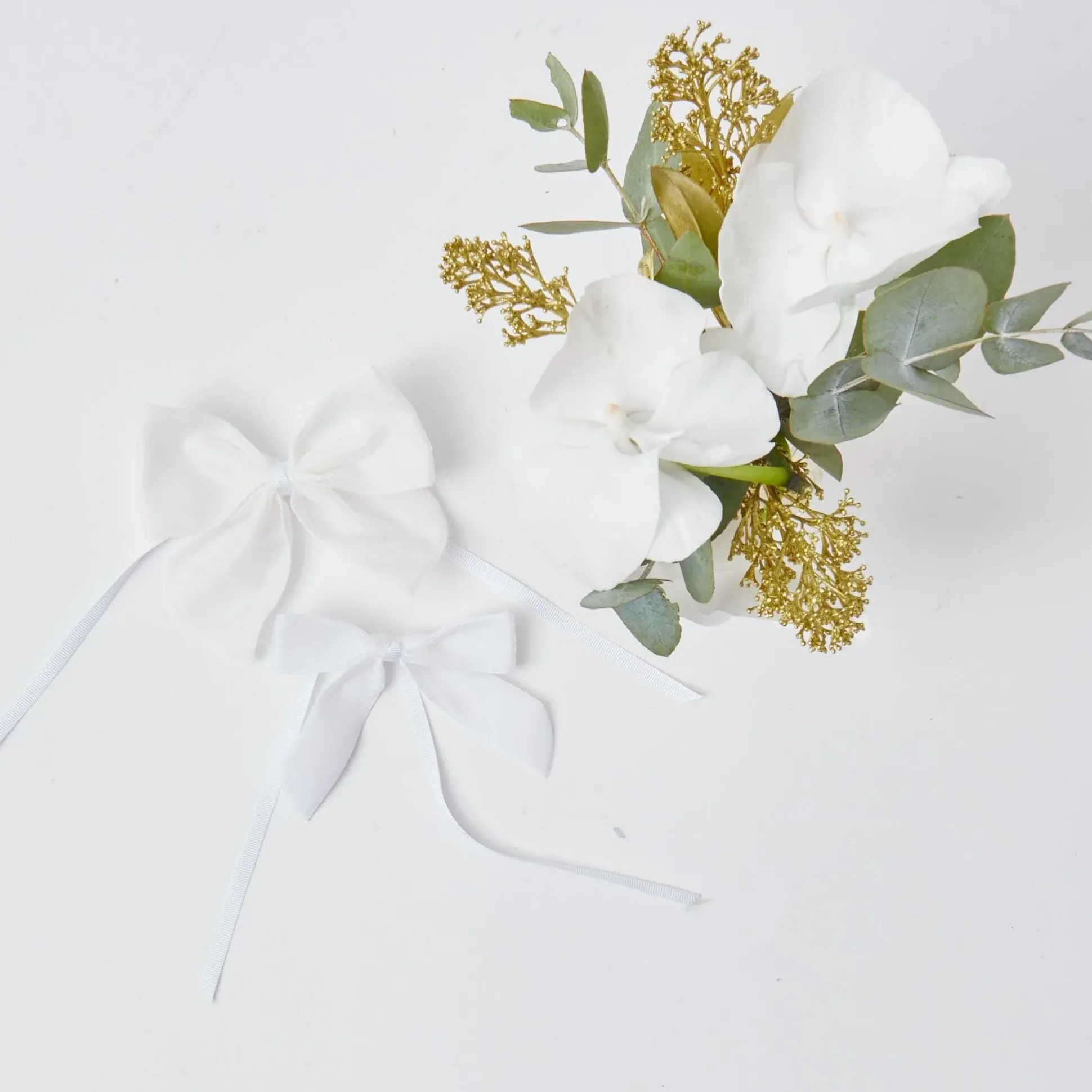 Snow White Velvet Napkin Bows (Set Of 4)