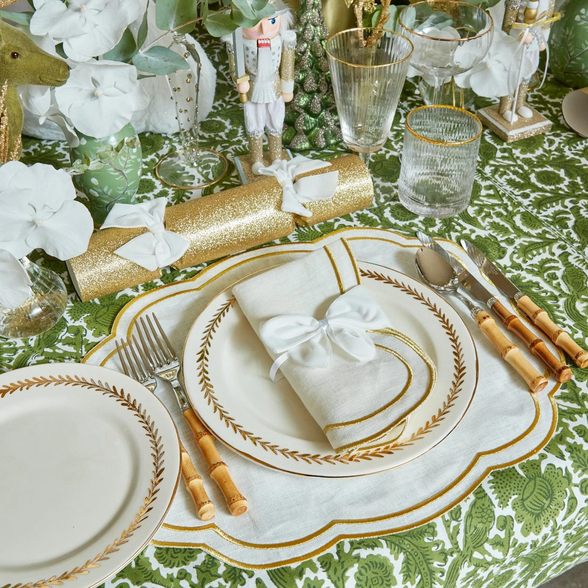 Snow White Velvet Napkin Bows (Set Of 4)