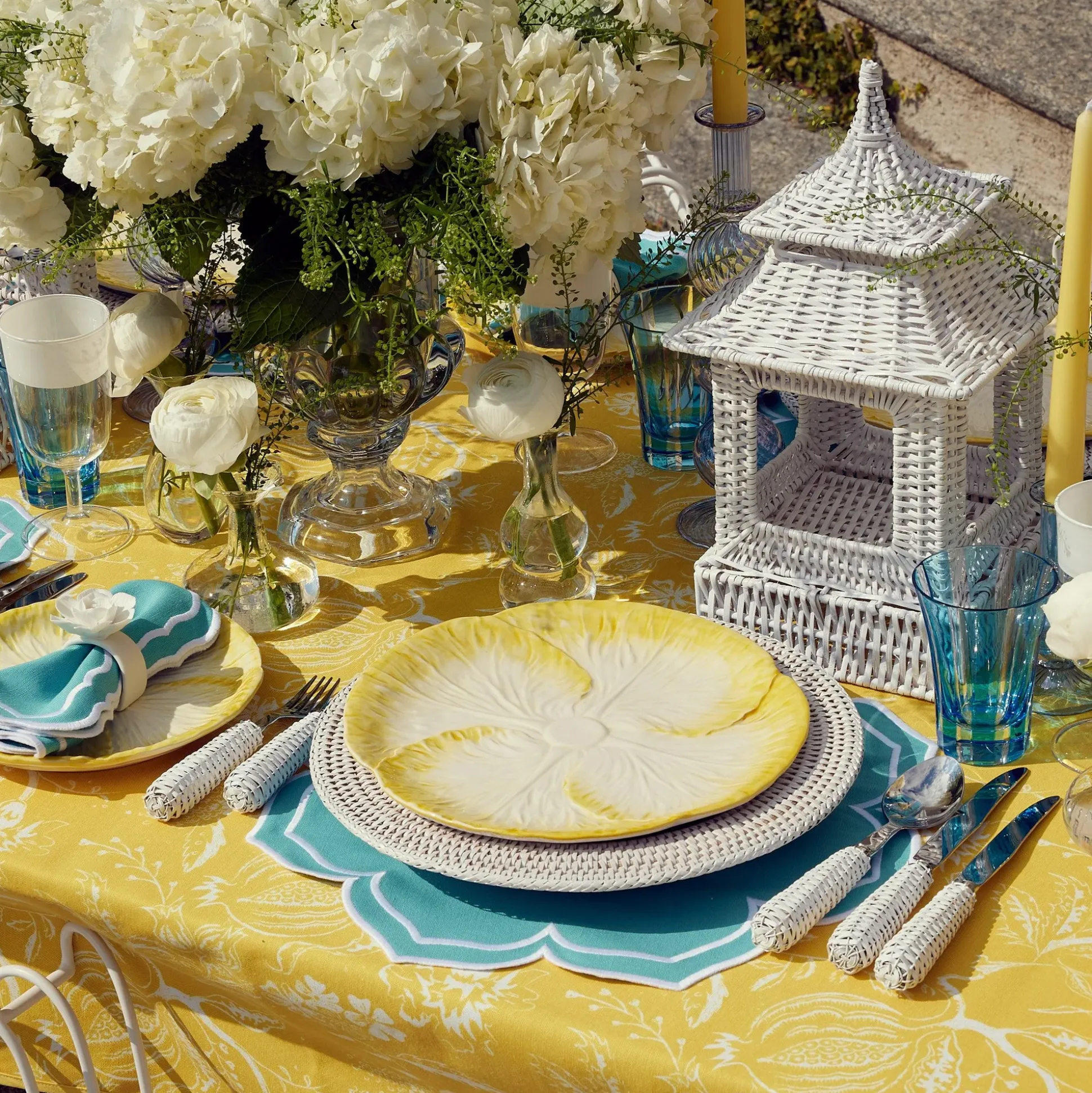 White Rattan Decoration Set