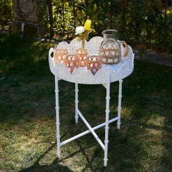 White Round Scalloped Rattan Tray