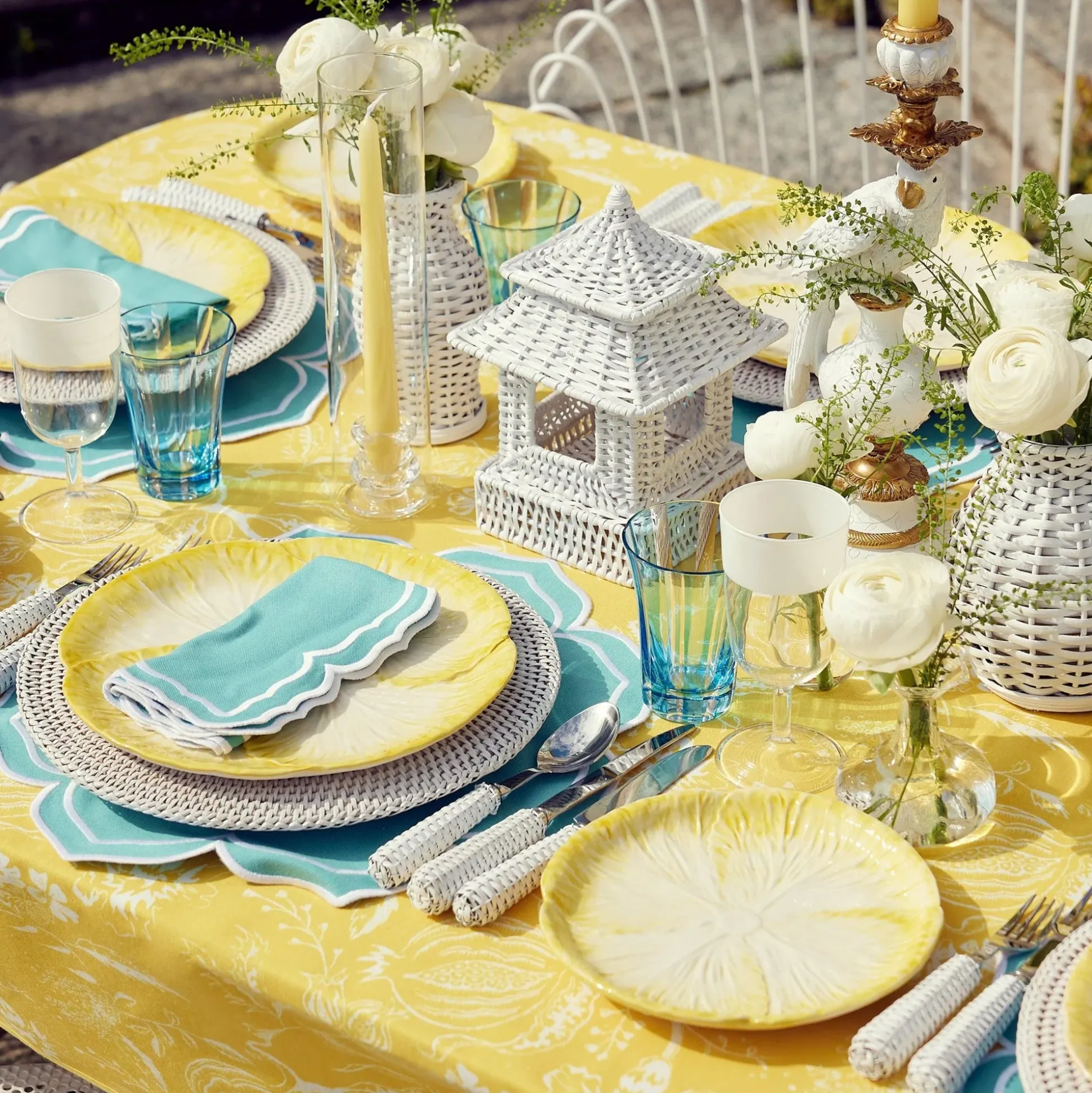 Yellow Capri Lettuce Dinner & Starter Plates (Set Of 8)