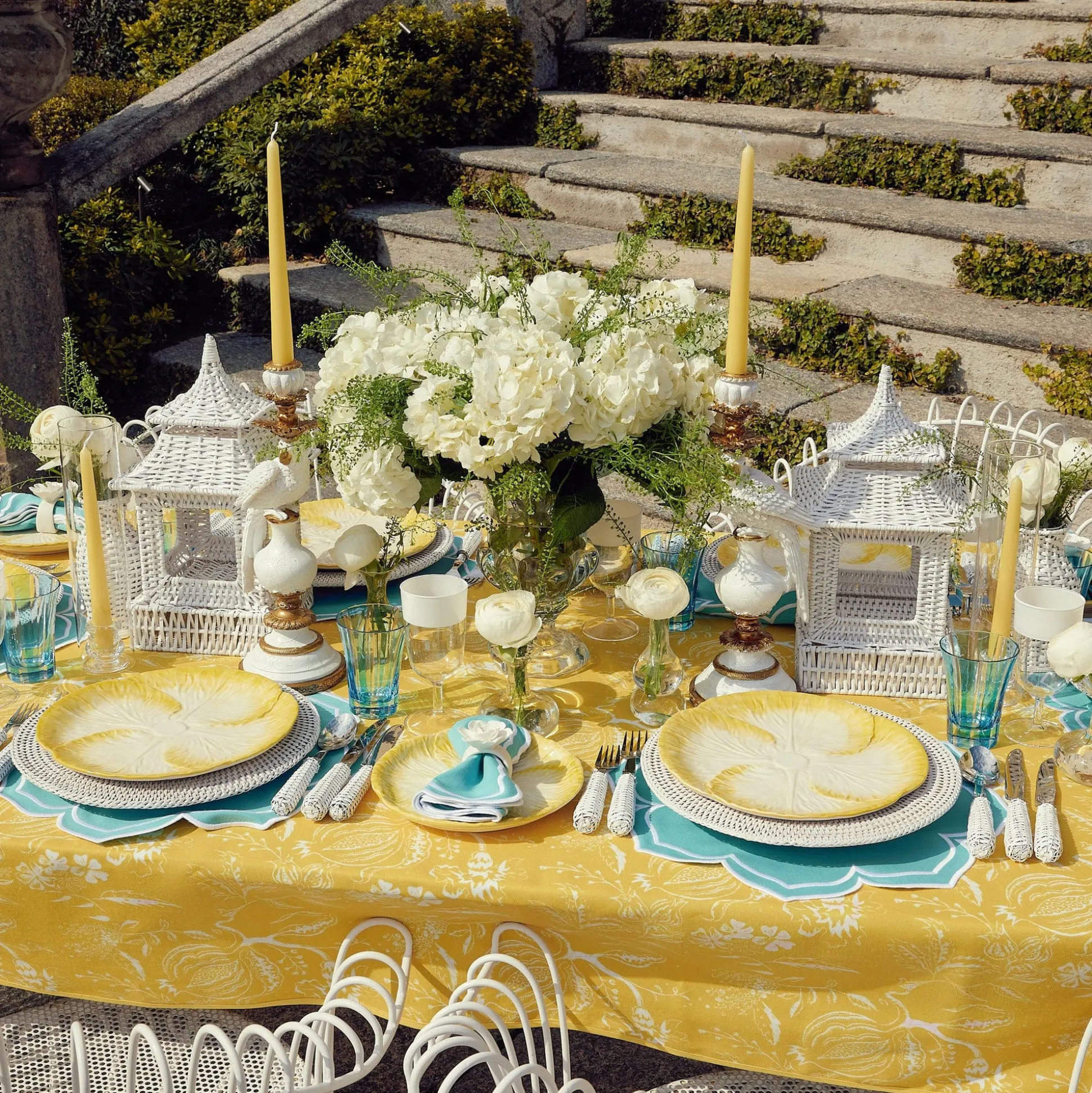 Yellow Melograno Candlescape